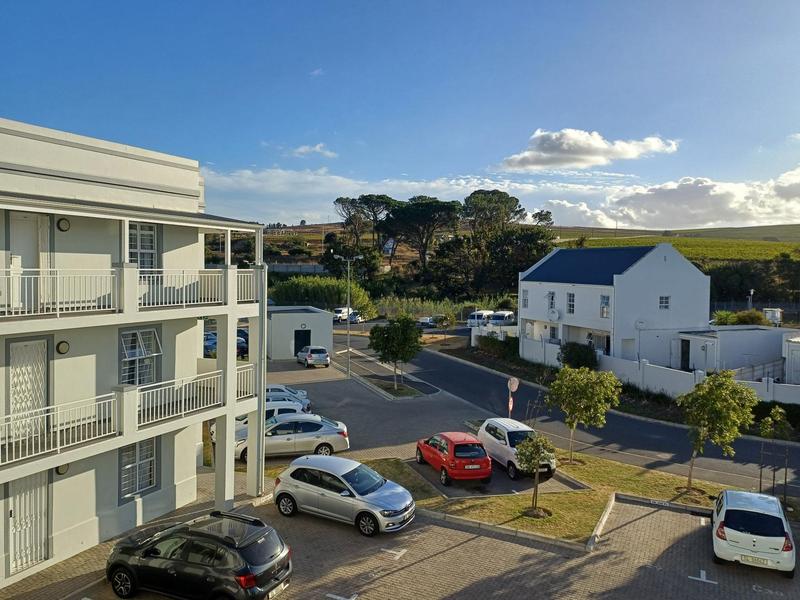 2 Bedroom Property for Sale in Nuutgevonden Western Cape